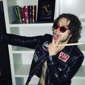 Meet your Posher, Bella